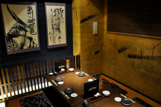 Illustration for article titled Tokyo's Most Unusual Restaurants Offer More Than Food